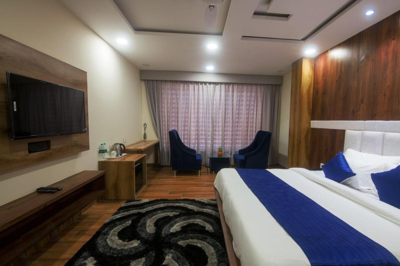 Shivaay Morex- A Vegetarian Hotel Dharamshala Exterior photo