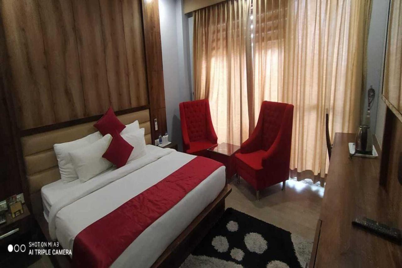 Shivaay Morex- A Vegetarian Hotel Dharamshala Exterior photo